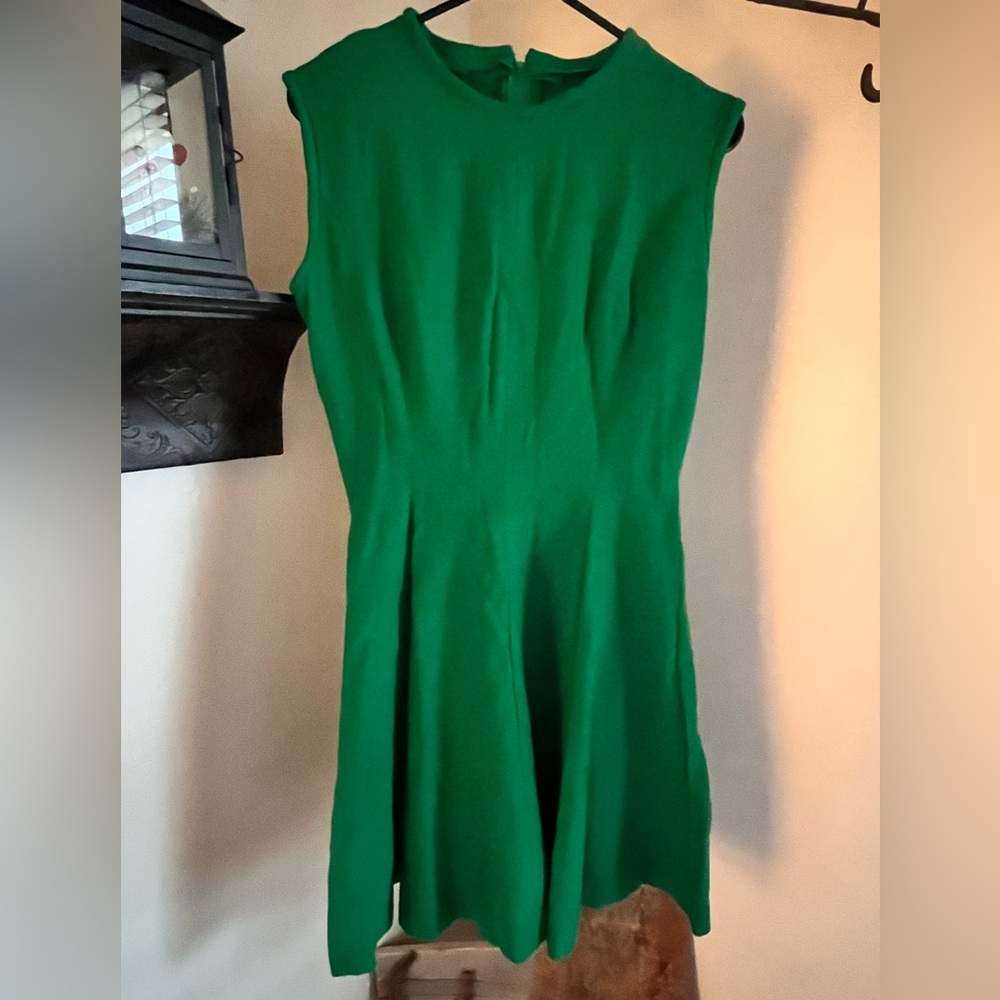Elegant Vintage Green Sleeveless Dress